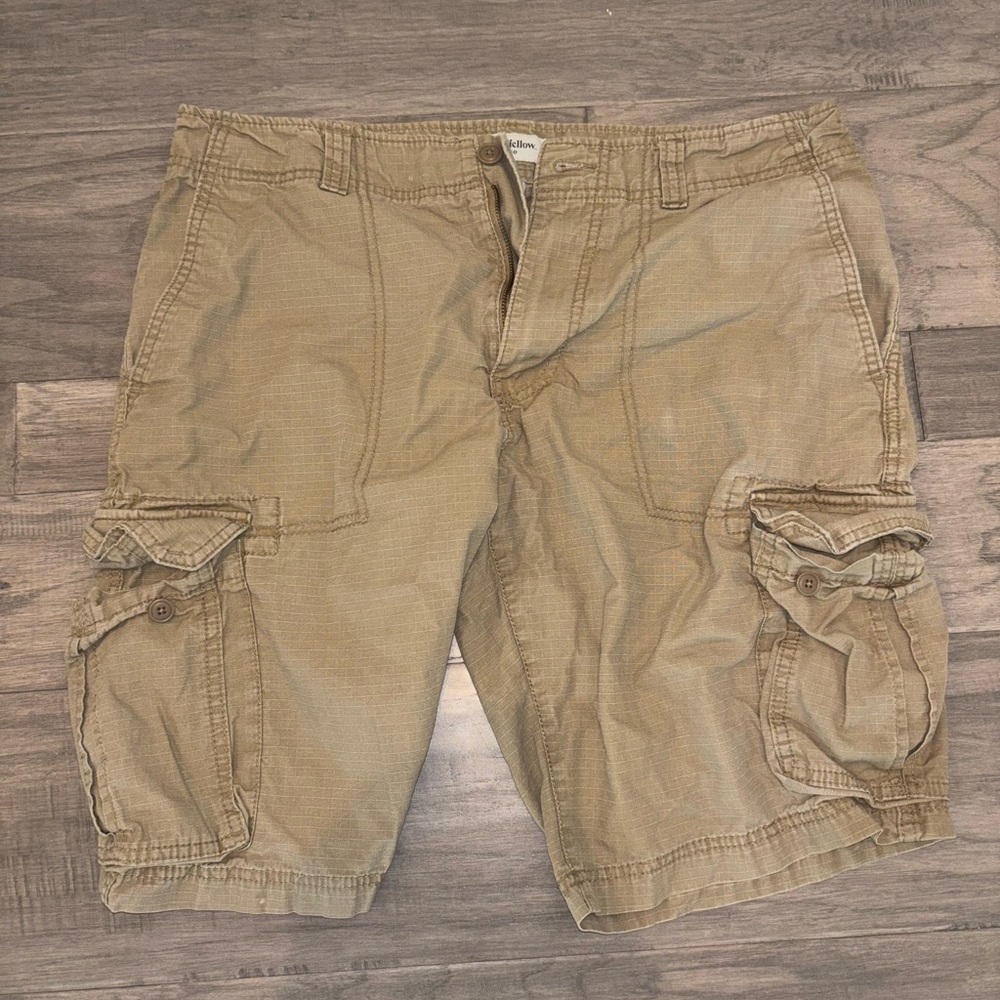 Y2K CARGO JORTS. UNWORN. SZ 34.